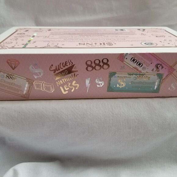 P.Louise All I See Is $igns 42 Pan Palette - Picture 4 of 12